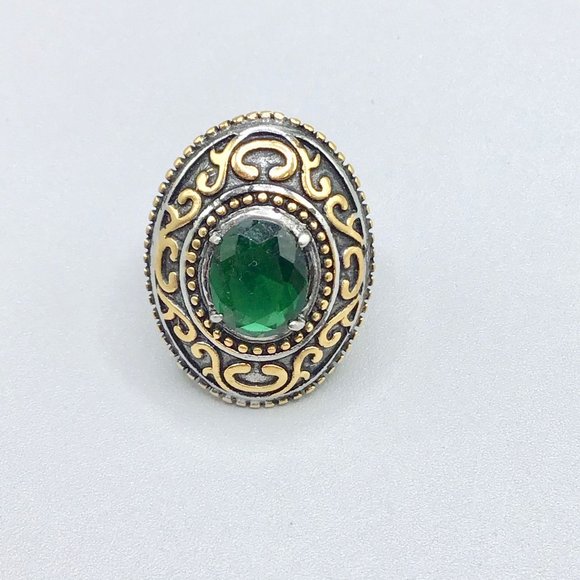 Two Tones Silver & Gold Ring Size 8 Green Glass Stone Ornate Design Oval Shaped - Picture 2 of 12